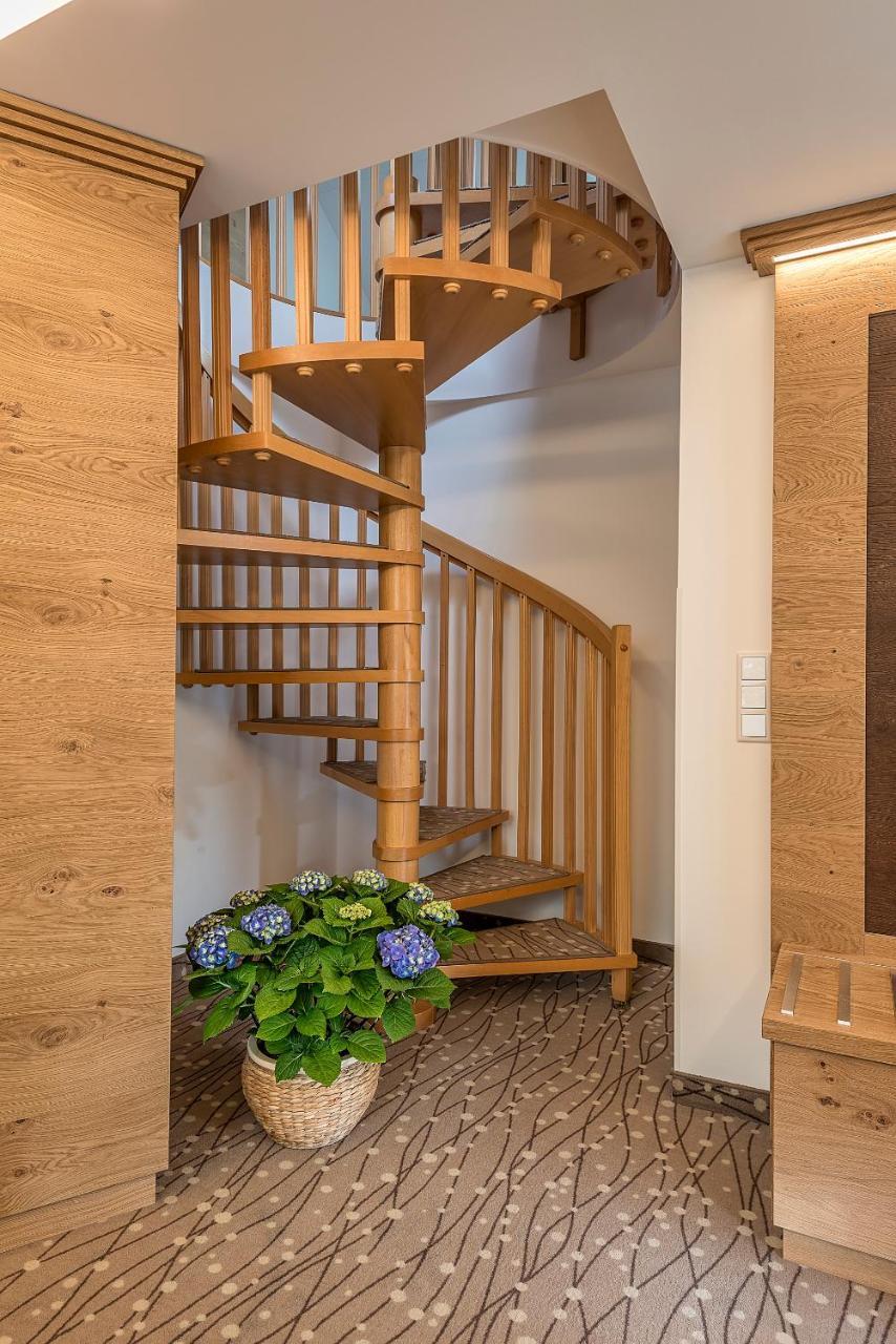 Romantikhotel Die Gersberg Alm Залцбург Екстериор снимка